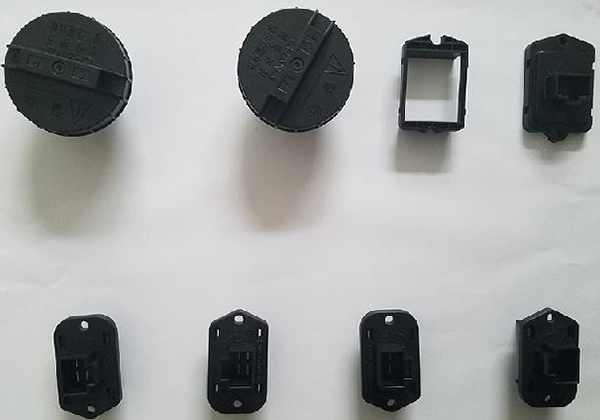 汽(qi)車模具(ju)